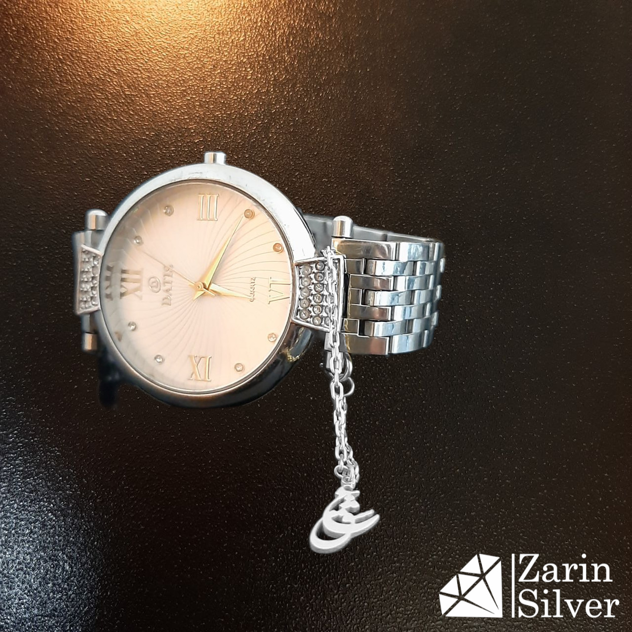 17 آویز ساعت عشق سفید